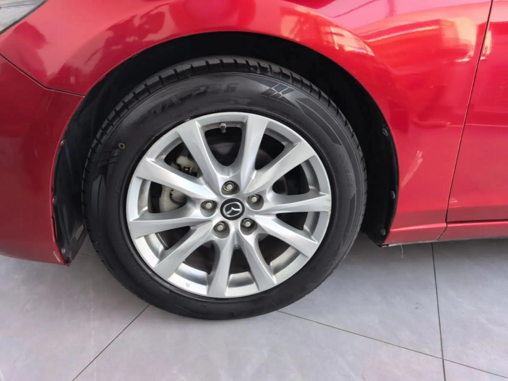 Mazda Atenza 2018 2.0L Blue Sky Luxury Edition China V Standard — миниатюра 10