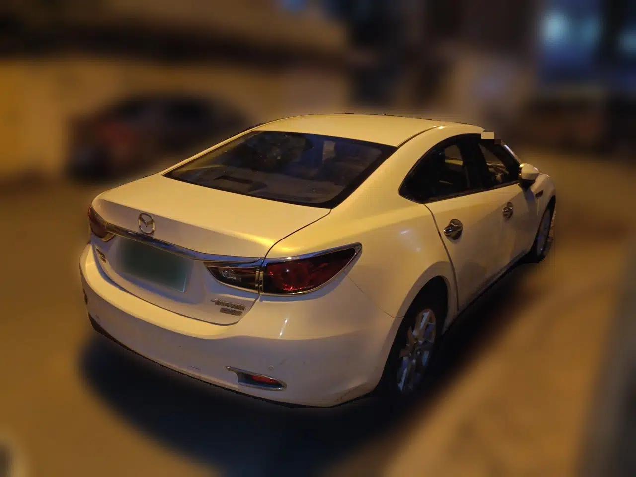 Mazda Atenza 2014 2.5L Blue Sky Prestige Edition — миниатюра 6