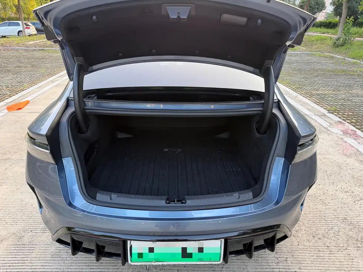 Seal 2023 Champion Edition 550km Premium — миниатюра 17