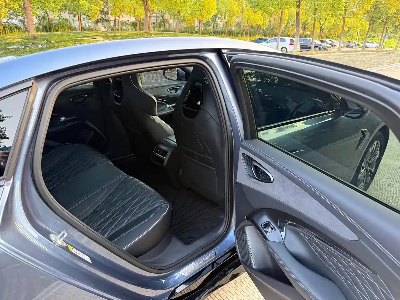 Seal 2023 Champion Edition 550km Premium — миниатюра 8