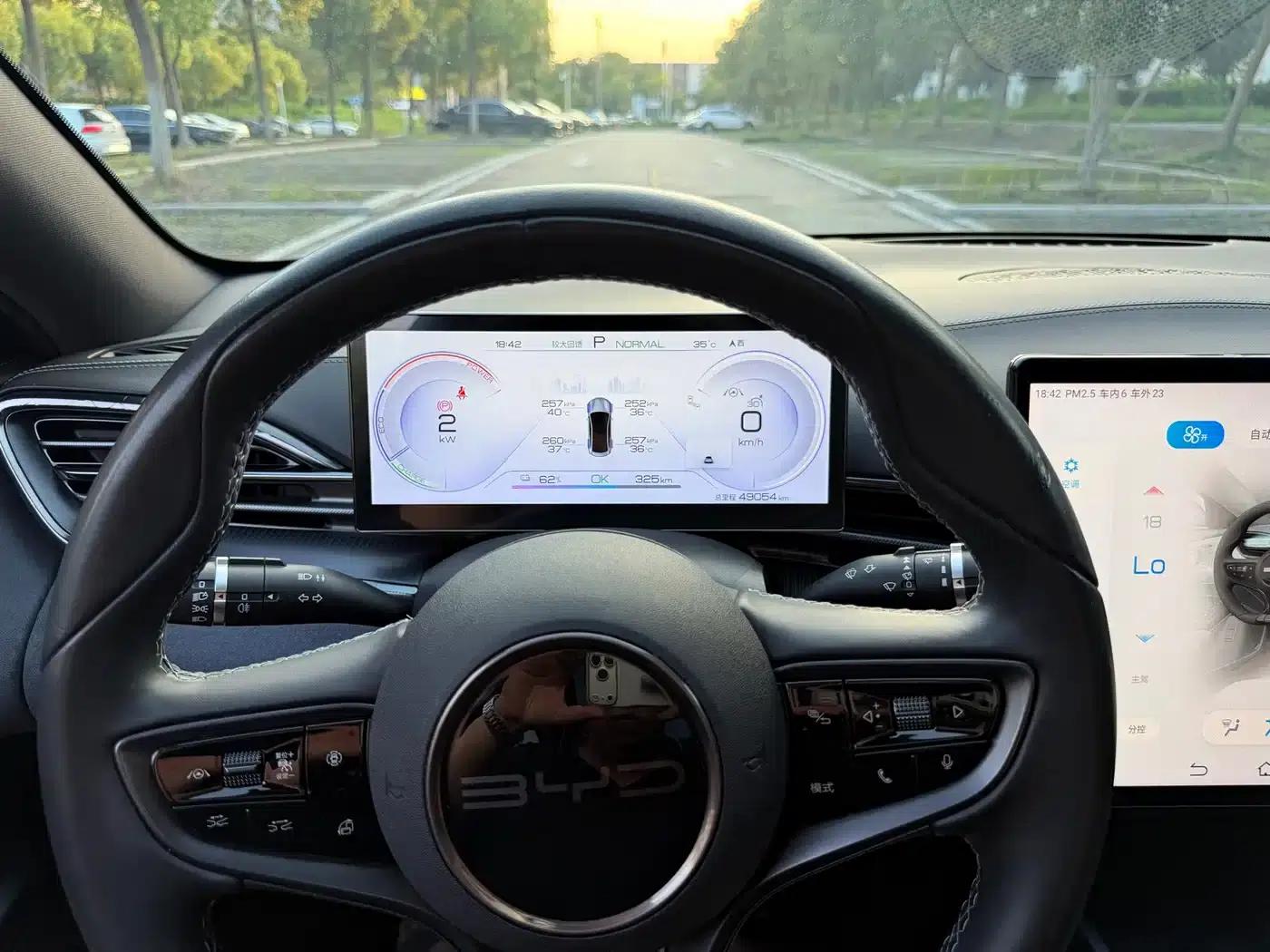 Seal 2023 Champion Edition 550km Premium — миниатюра 10