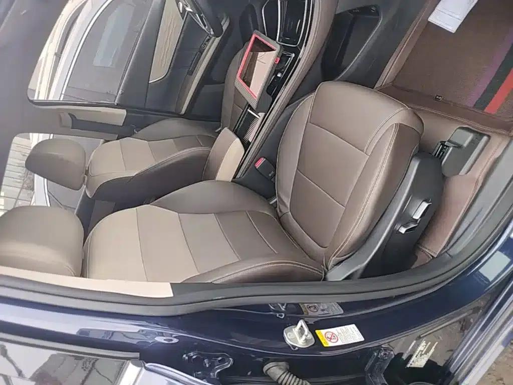 Song MAX New Energy 2022 DM-i 105KM Flagship Edition — миниатюра 25