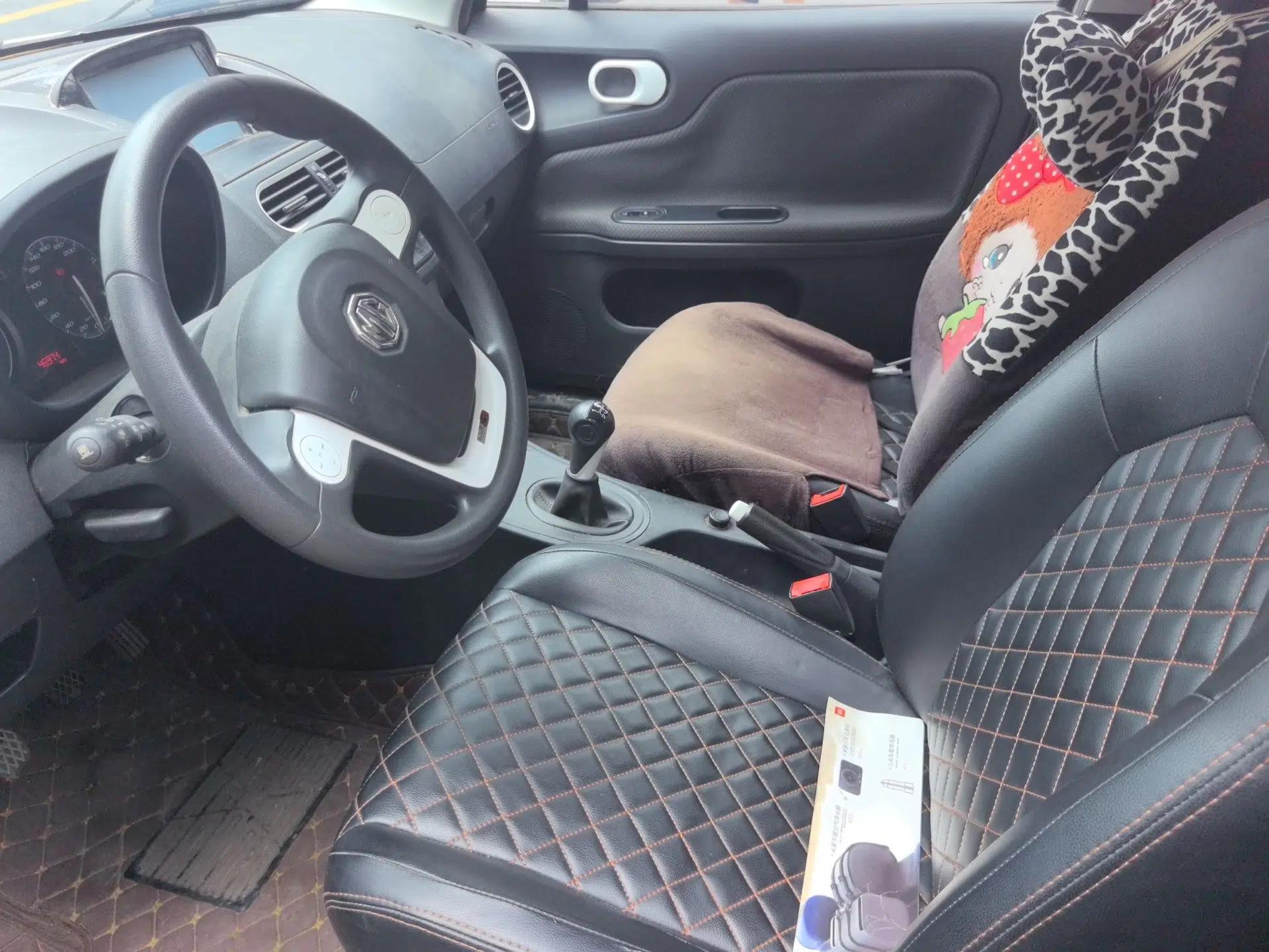 MG 3 2012 1.5L Manual Fashion Edition — миниатюра 15