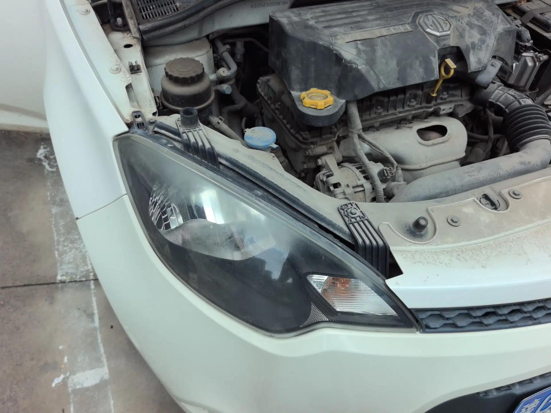 MG 3 2012 1.5L Manual Fashion Edition — миниатюра 7