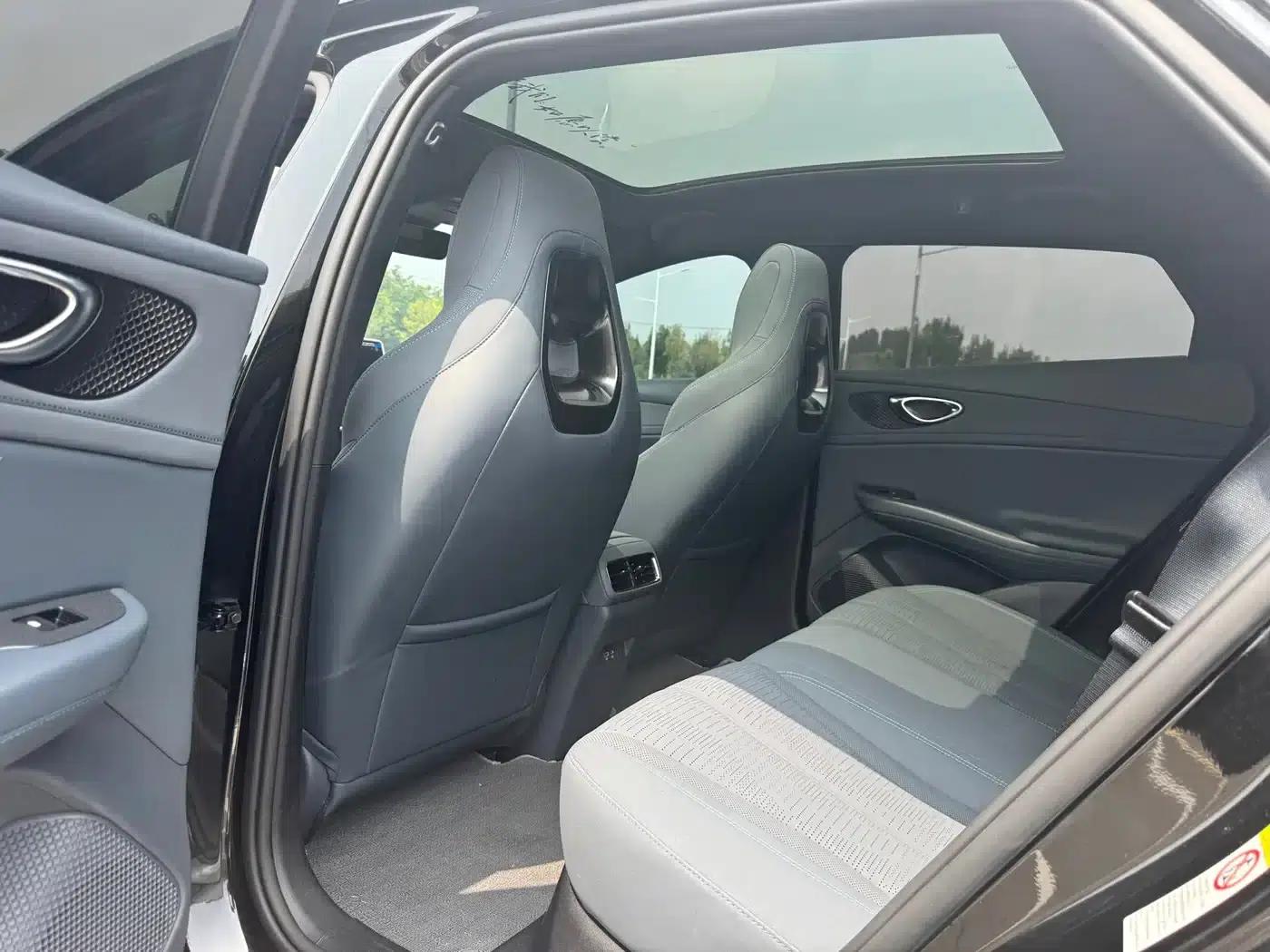 Seal 06GT 2025 Model 505 Wave Plus Edition — миниатюра 10