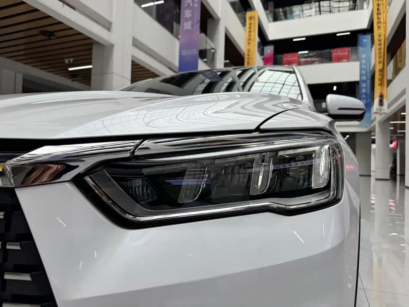 Song Pro New Energy 2019 EV High-Power Luxury Edition — миниатюра 14