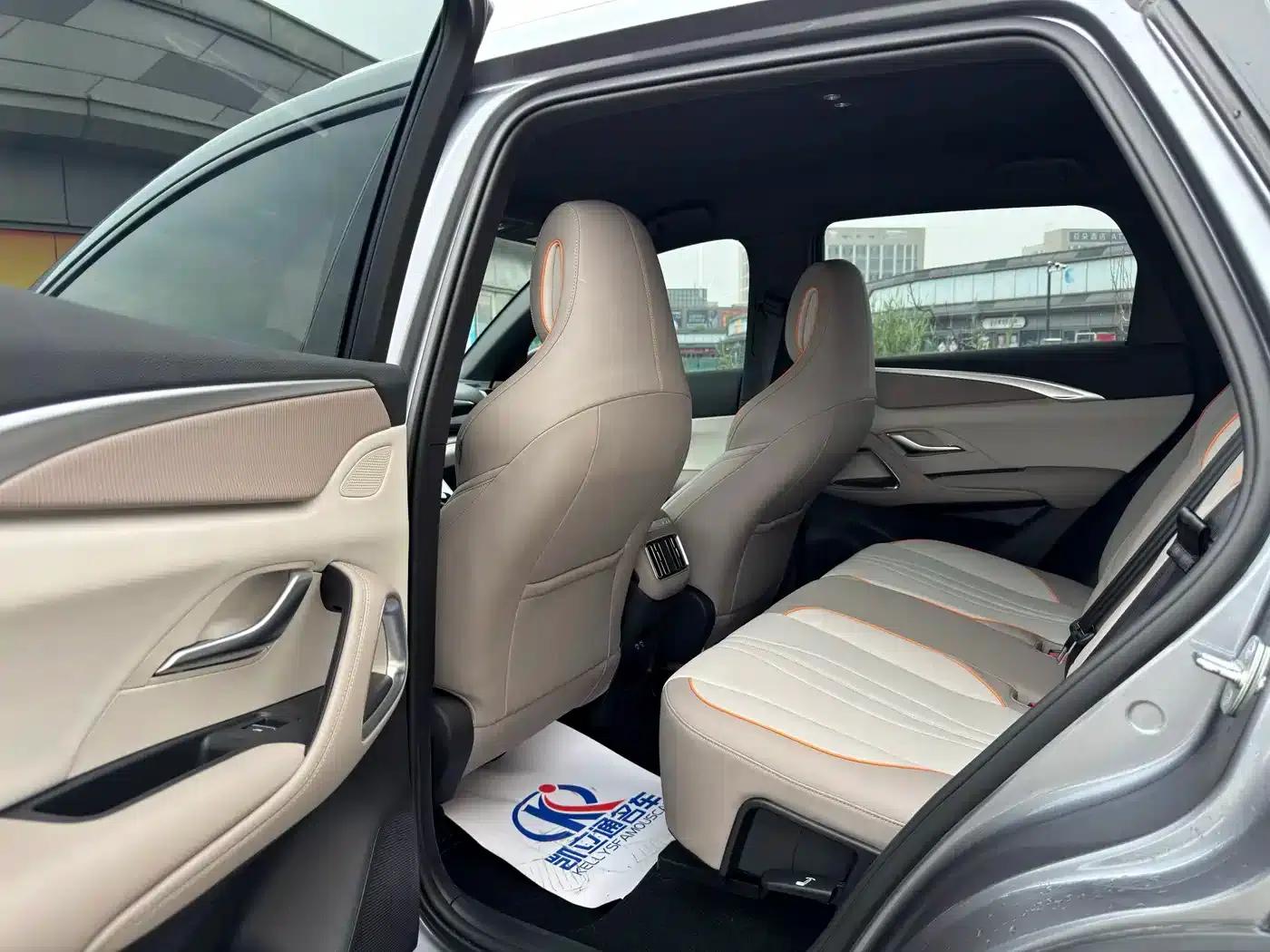 Song Pro New Energy 2024 Glory Edition DM-i 71KM Navigation Model — миниатюра 8