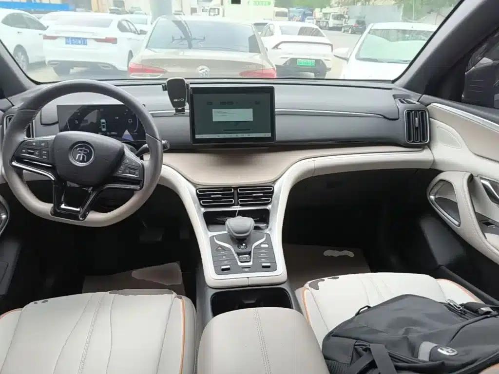 Song Pro New Energy 2024 Glory Edition DM-i 71KM Navigation Model — миниатюра 6