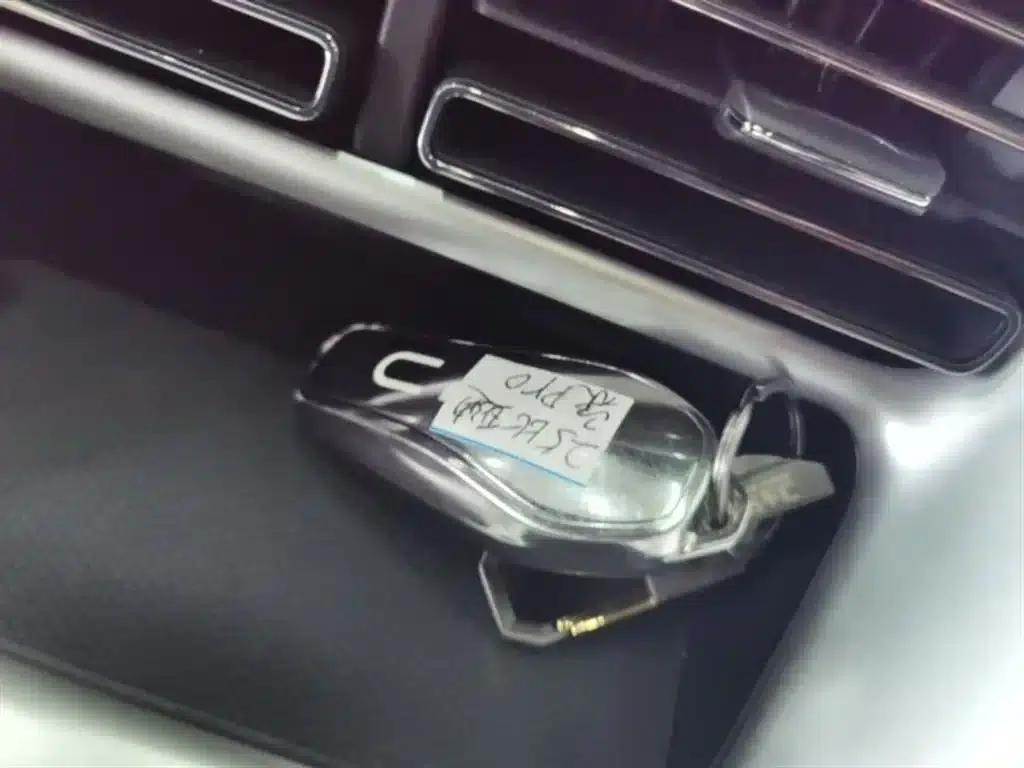 Song Pro New Energy 2024 Glory Edition DM-i 71KM Navigation Model — миниатюра 9