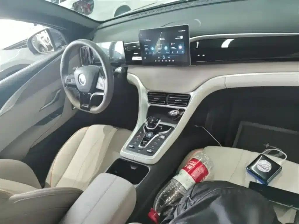 Song Pro New Energy 2024 Glory Edition DM-i 71KM Navigation Model — миниатюра 10