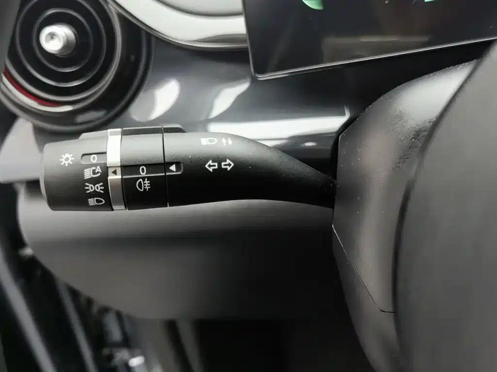 BYD e2 2024 Glory Edition Comfort Model — миниатюра 21