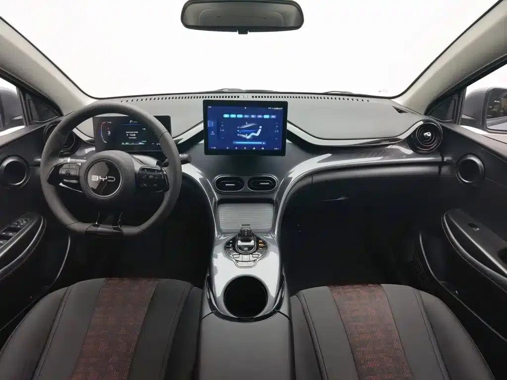 BYD e2 2024 Glory Edition Comfort Model — миниатюра 5