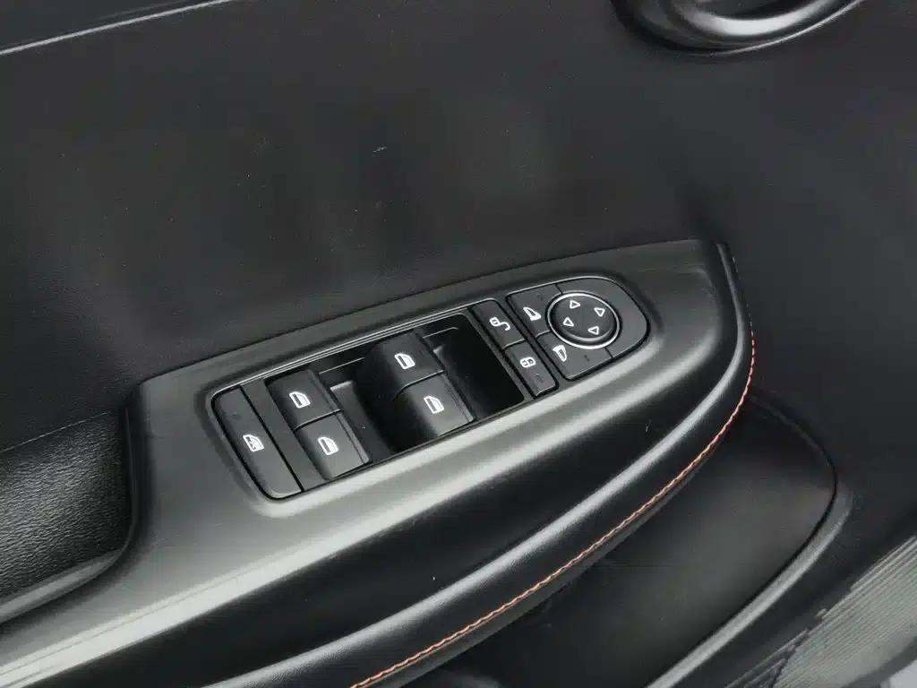 BYD e2 2024 Glory Edition Comfort Model — миниатюра 9