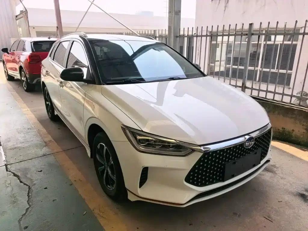 BYD e2 2019 Long Range Edition, Luxury Model — миниатюра 4