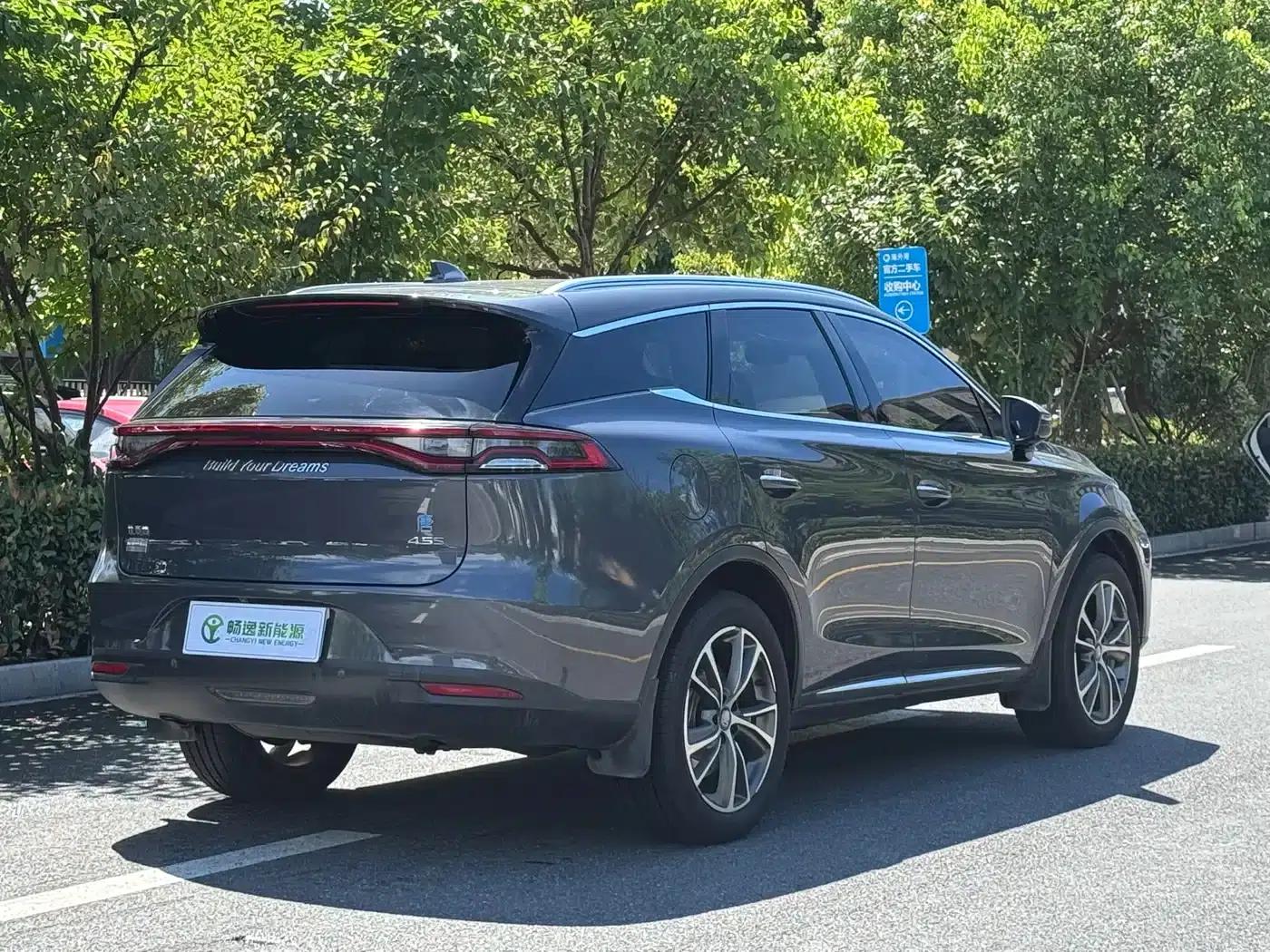 Tang New Energy 2018 DM 2.0T All-Wheel Drive Intelligent Connectivity Enjoyment Edition 7-Seater National V Emission Standard — миниатюра 3