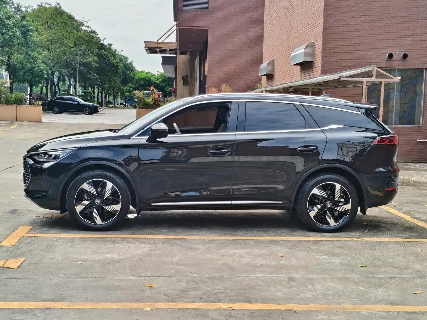 Tang New Energy 2024 DM-i Glory Edition 112KM Premium Model — миниатюра 5