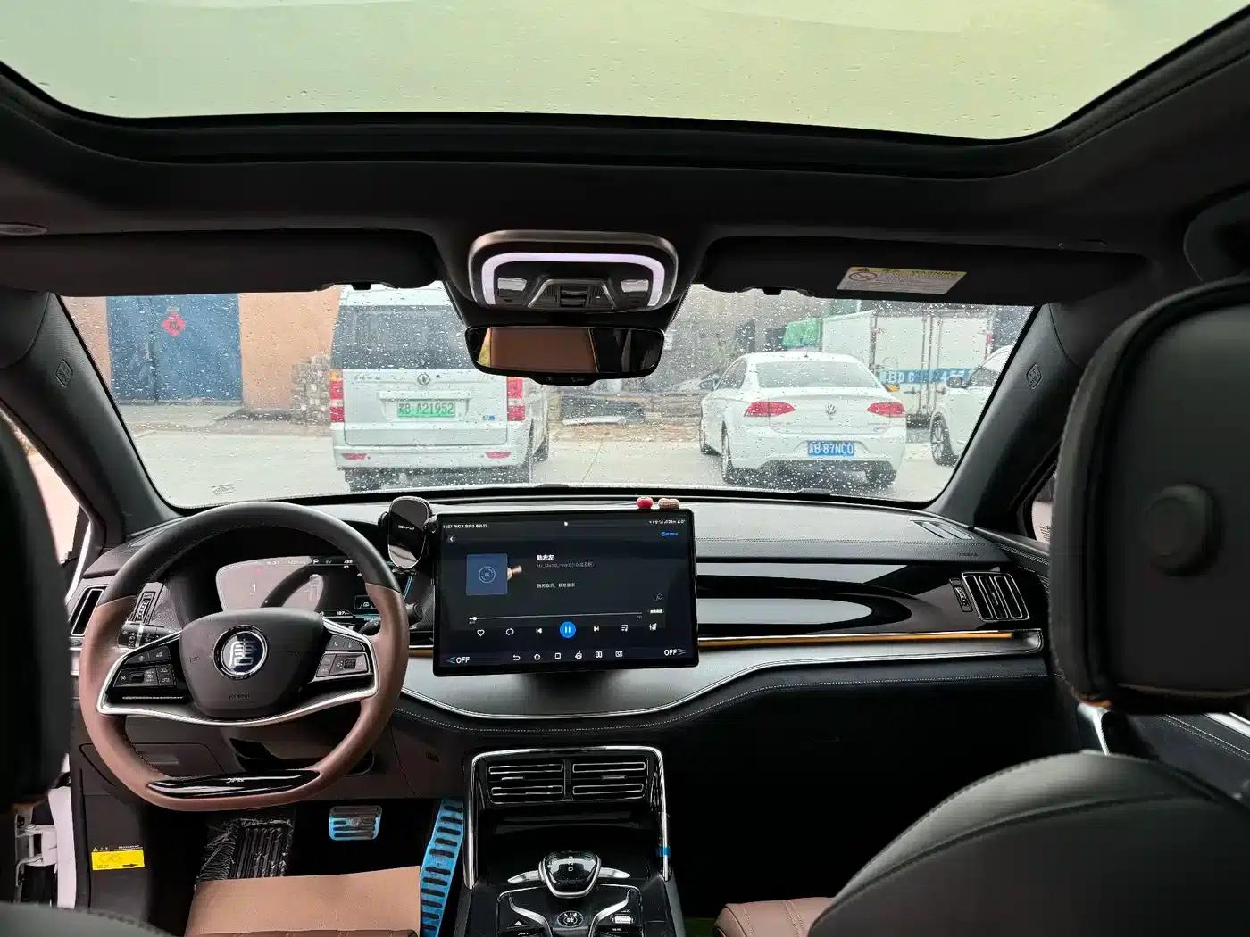 Tang New Energy 2021 DM-i 112KM Premium Edition — миниатюра 9