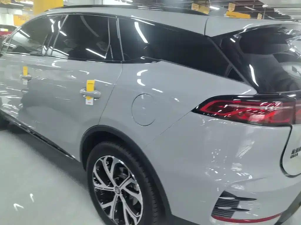 Tang New Energy 2025 DM-i 115KM Premium Edition — миниатюра 5