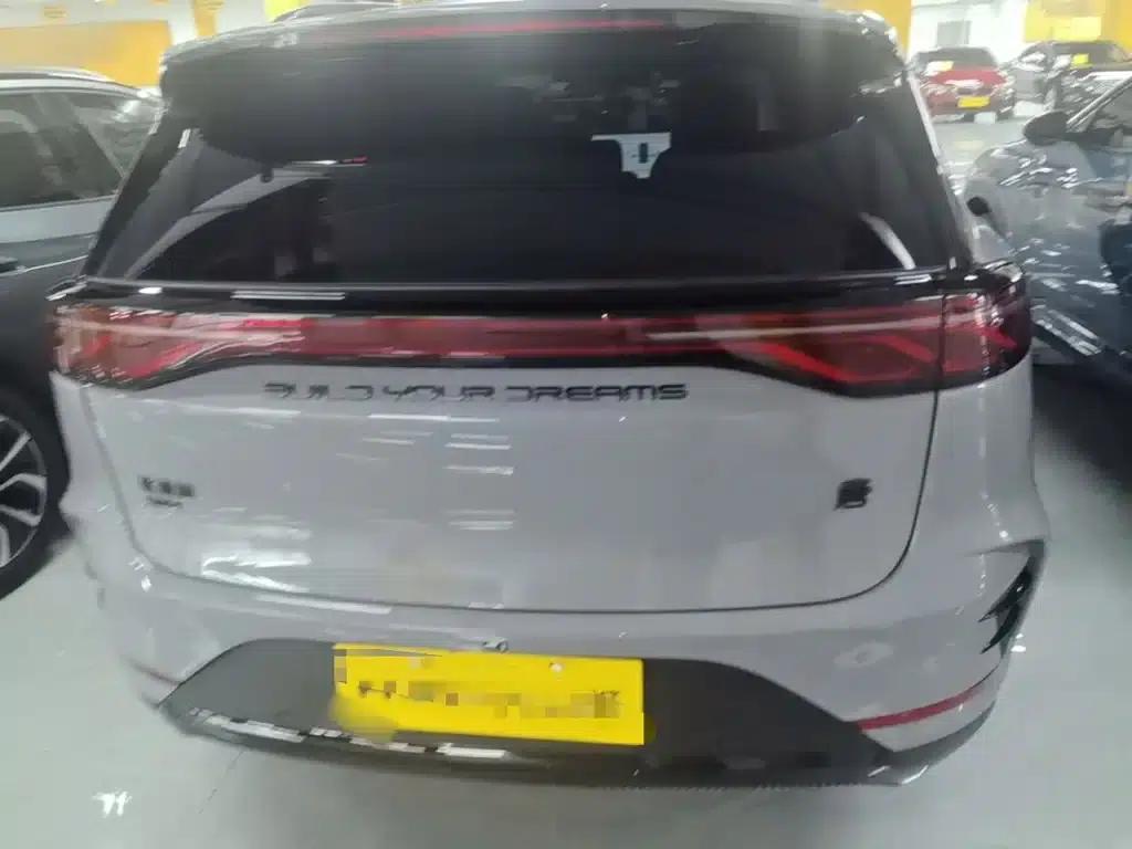 Tang New Energy 2025 DM-i 115KM Premium Edition — миниатюра 6