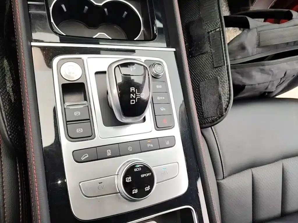 Tang New Energy 2018 DM 2.0T All-Wheel Drive Intelligent Connectivity Enjoyment Edition 7-Seater National V Emission Standard — миниатюра 10