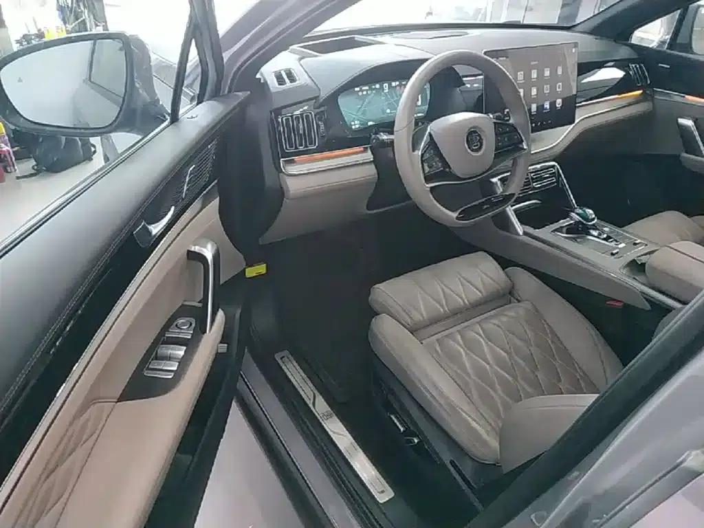 Tang New Energy 2025 DM-i 115KM Yunlian Flagship Edition — миниатюра 16