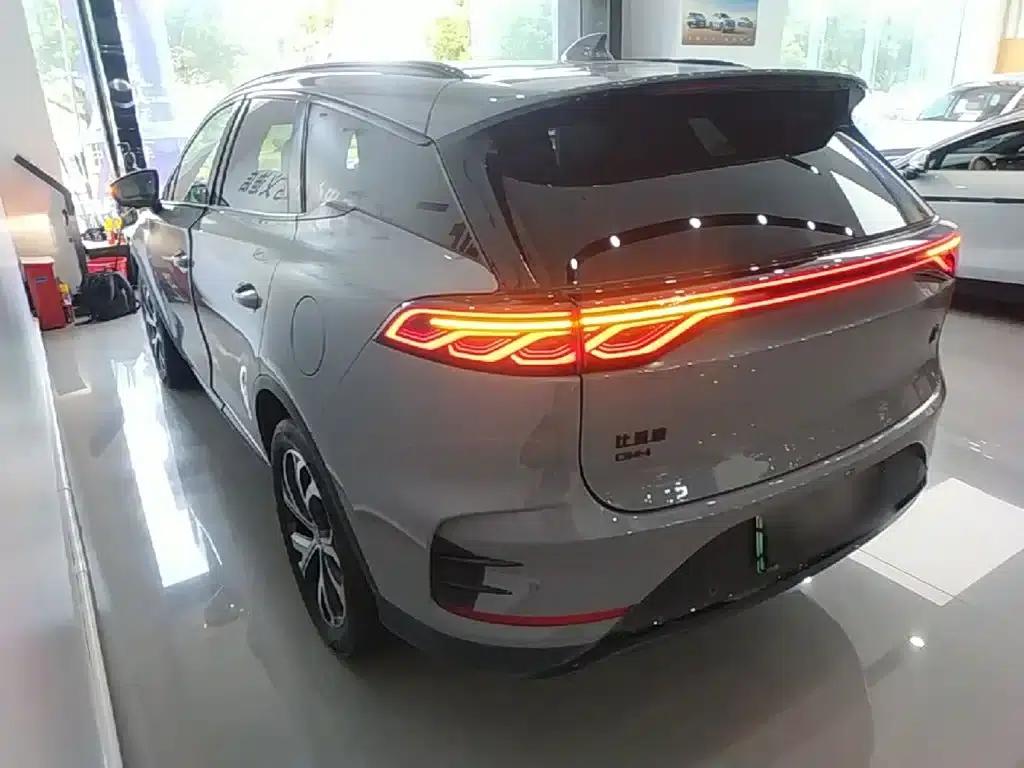 Tang New Energy 2025 DM-i 115KM Yunlian Flagship Edition — миниатюра 5