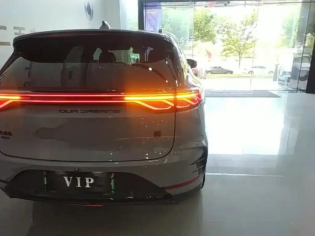 Tang New Energy 2025 DM-i 115KM Yunlian Flagship Edition — миниатюра 8