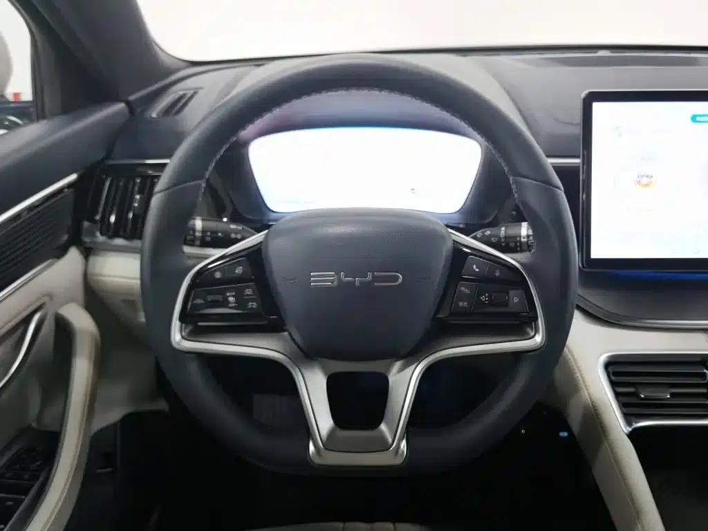 Song PLUS New Energy 2024 Glory Edition DM-i 150km Flagship PLUS — миниатюра 11