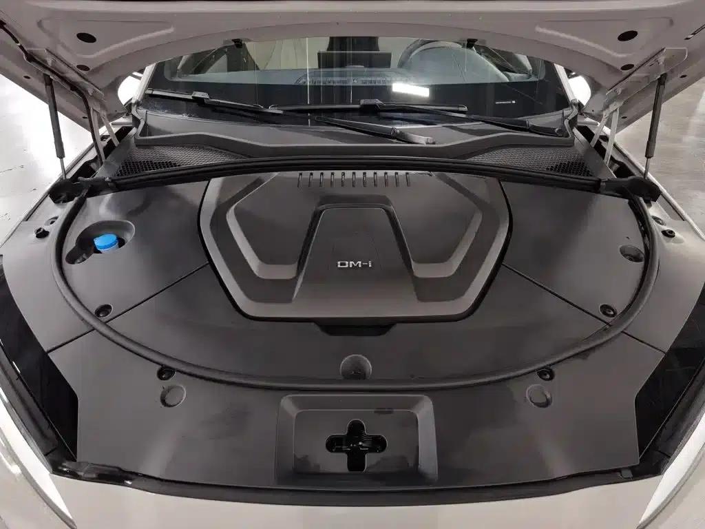 Song PLUS New Energy 2024 Glory Edition DM-i 150km Flagship PLUS — миниатюра 6
