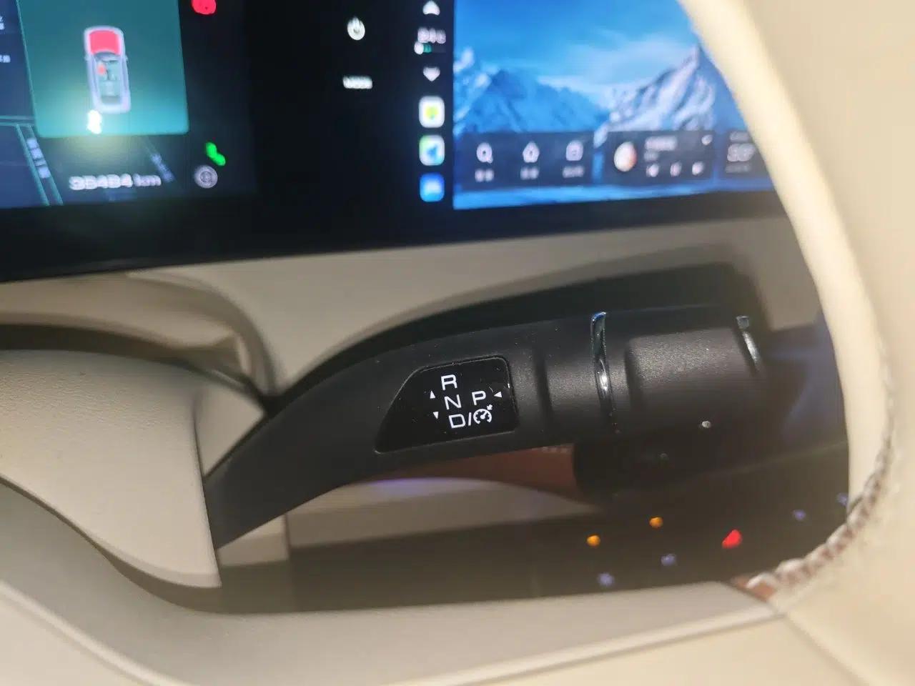 ORA Ballet Cat 2023 401 km Luxury Version — миниатюра 11