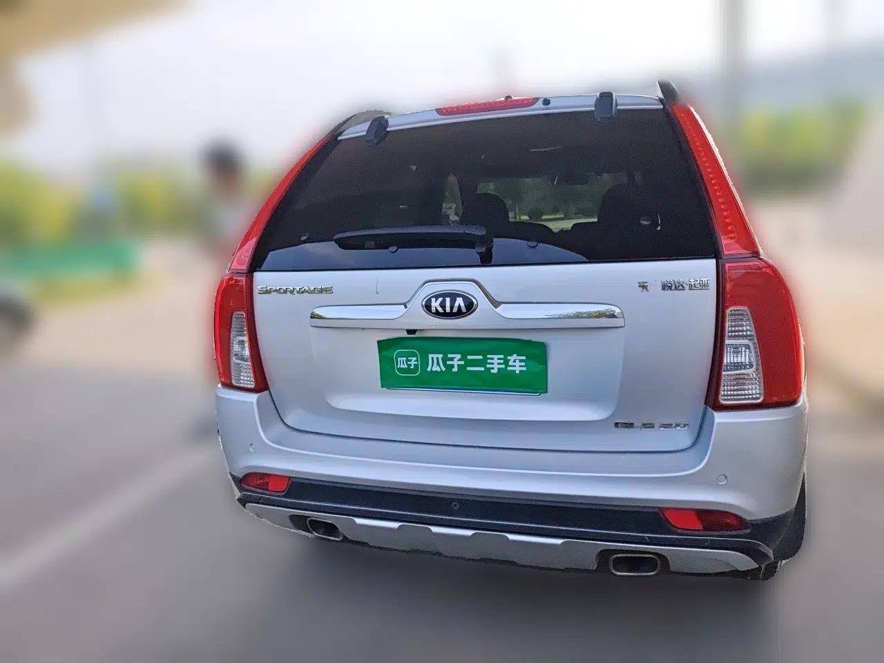 Kia Sportage 2013 2.0L Automatic Two-Wheel Drive GLS Trim — миниатюра 5