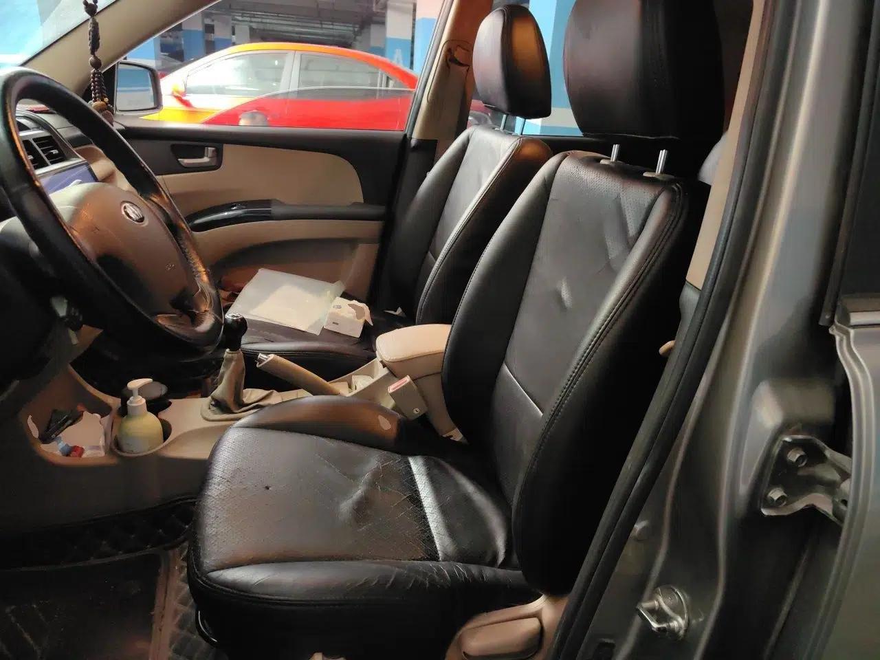 Kia Sportage 2013 2.0L Manual Two-Wheel Drive GL Trim — миниатюра 15