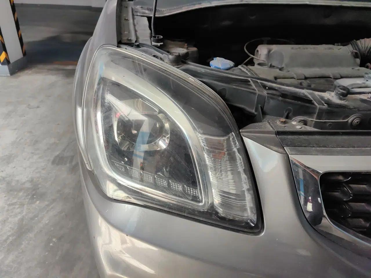 Kia Sportage 2013 2.0L Manual Two-Wheel Drive GL Trim — миниатюра 7