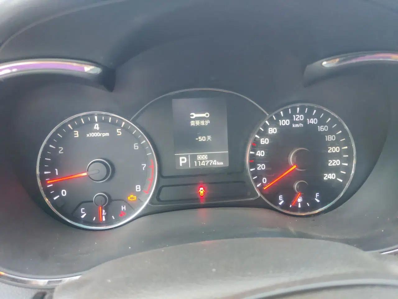 Kia K3 2013 1.6L Automatic GLS — миниатюра 11