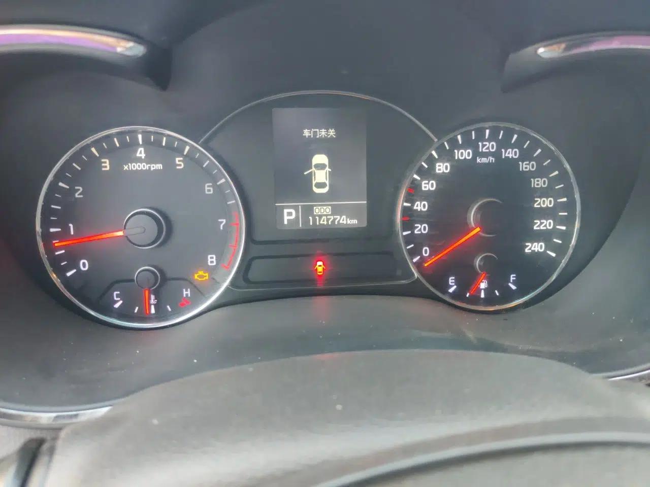 Kia K3 2013 1.6L Automatic GLS — миниатюра 12