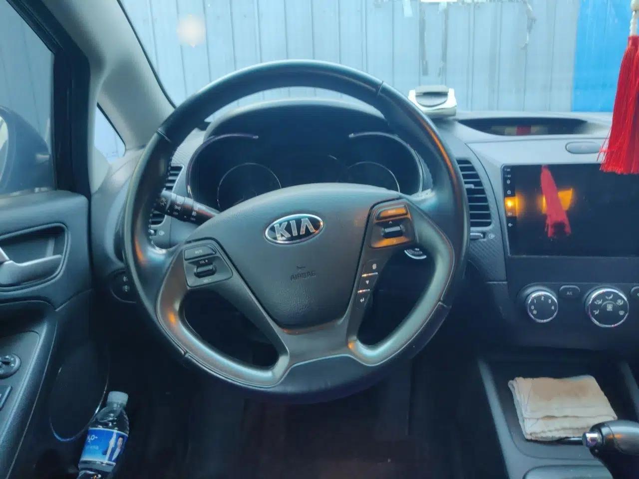 Kia K3 2013 1.6L Automatic GLS — миниатюра 10