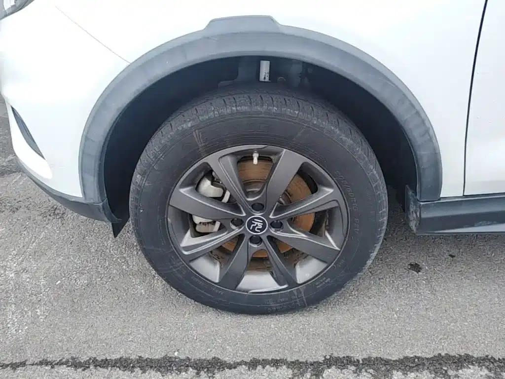 Yuan New Energy 2019 EV360 Smart Connected Comfort Edition — миниатюра 23