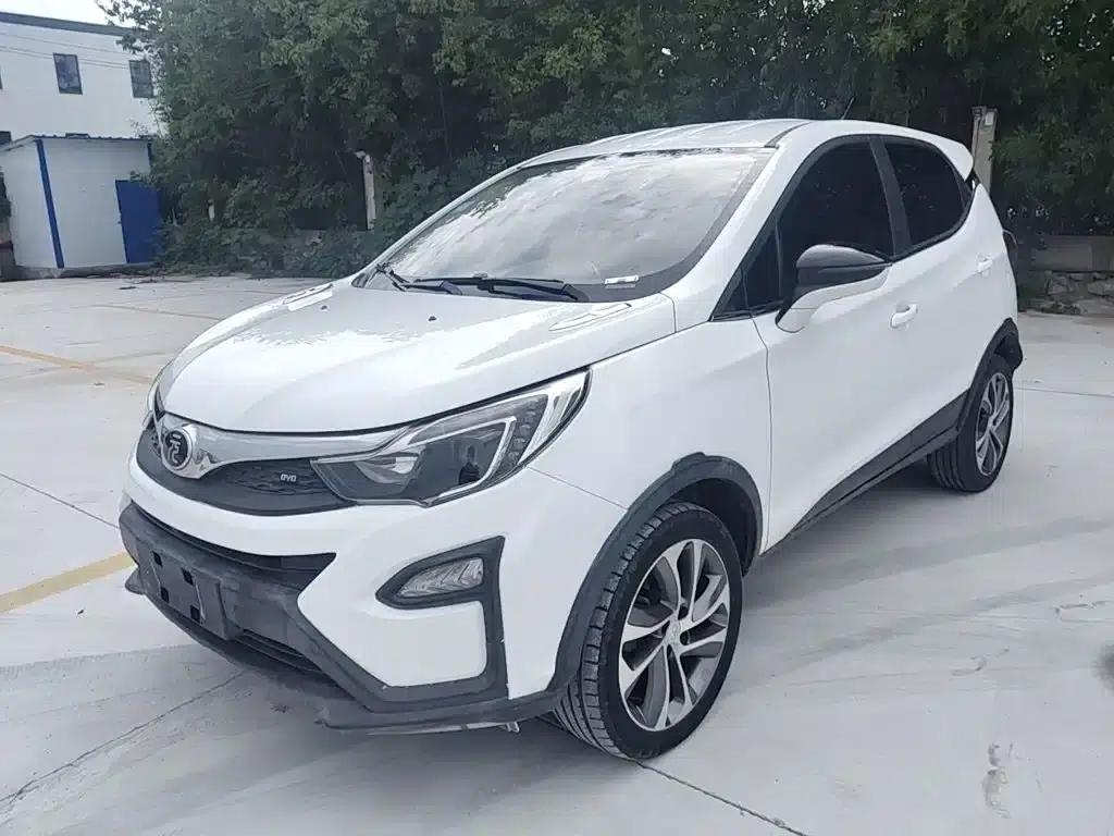 2017 Yuan 1.5L Automatic Cool Connected Edition — миниатюра 1