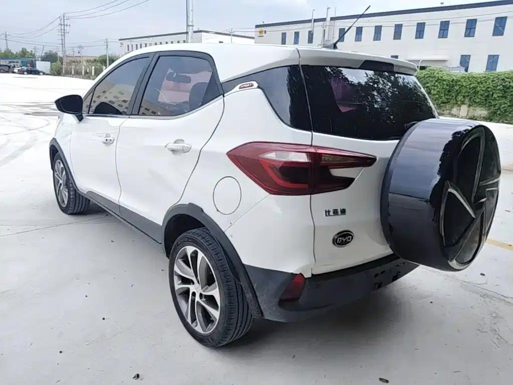 2017 Yuan 1.5L Automatic Cool Connected Edition — миниатюра 5