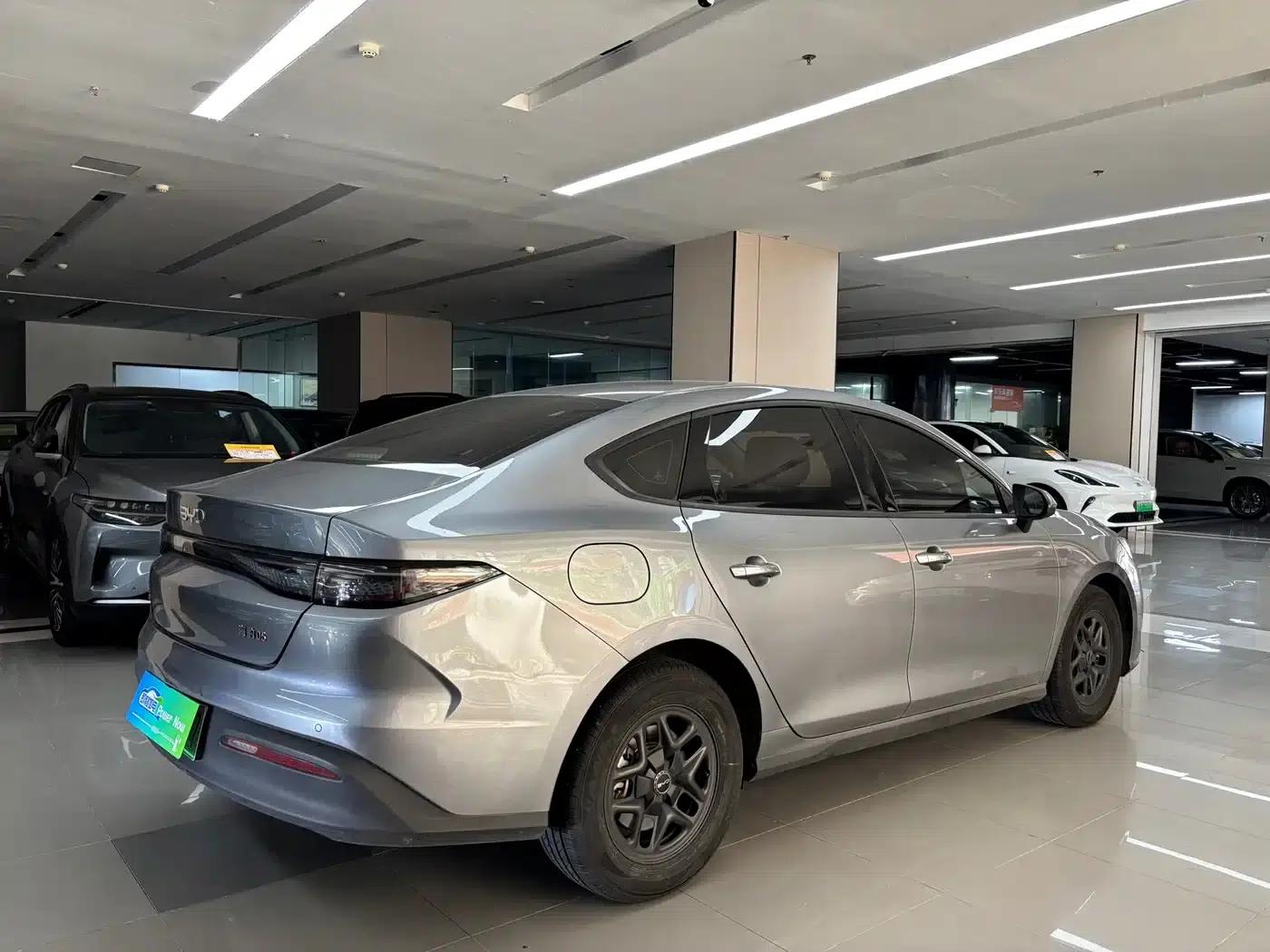 Seal 05 DM-i 2025 DM-i Intelligent Driving Edition 55KM Luxury Model — миниатюра 5