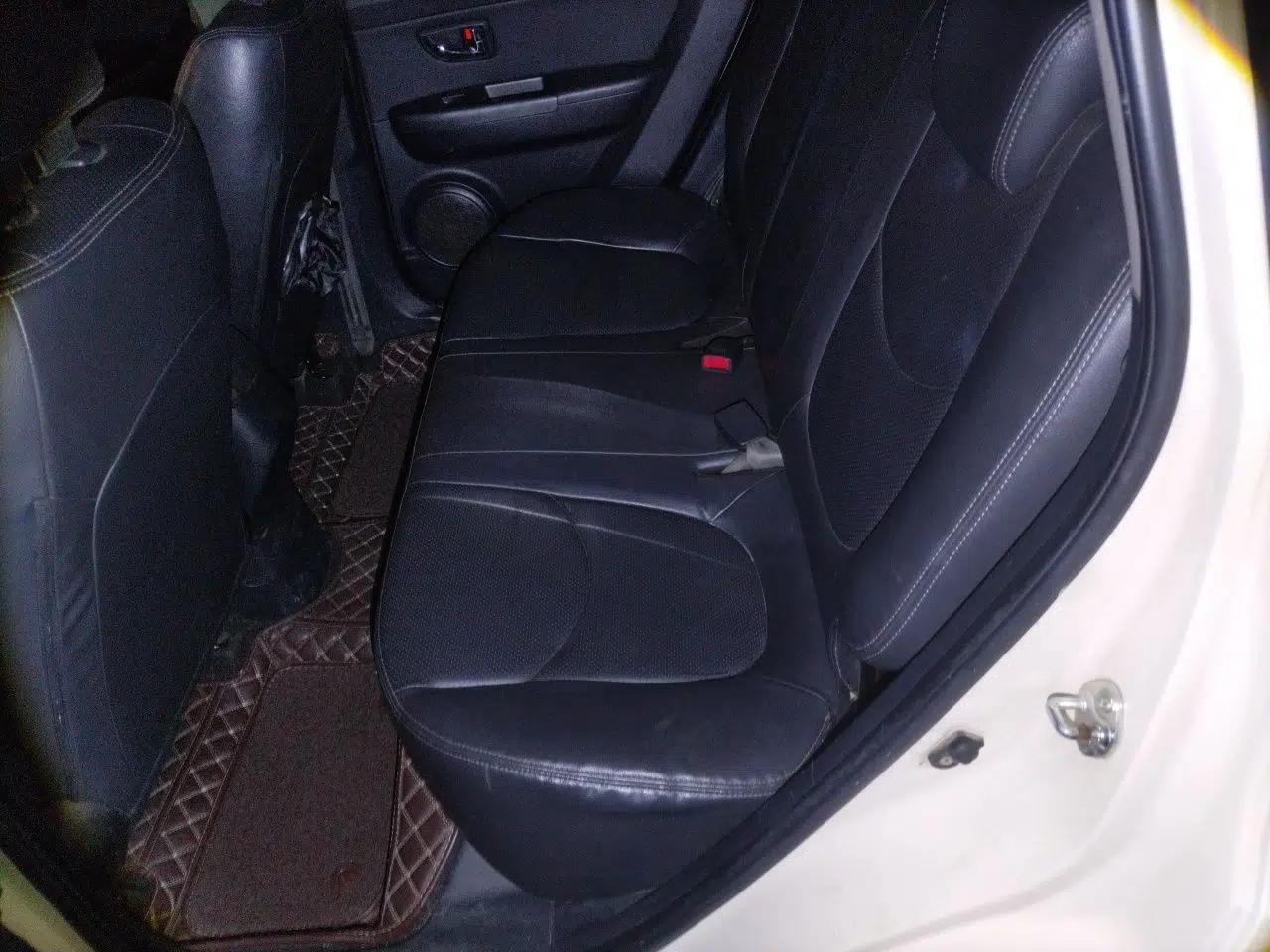Kia Soul 2012 1.6L AT Premium — миниатюра 17