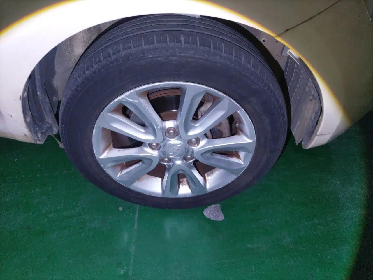Kia Soul 2012 1.6L AT Premium — миниатюра 8