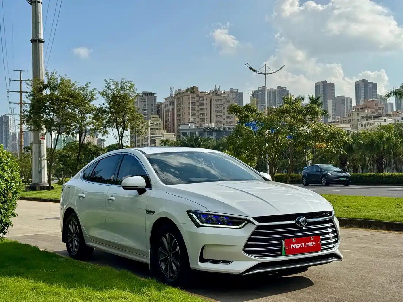 Qin Pro New Energy 2019 DM Super Edition 1.5TI Automatic Intelligent Connected Athletic Model (National VI Emission Standard) — миниатюра 2