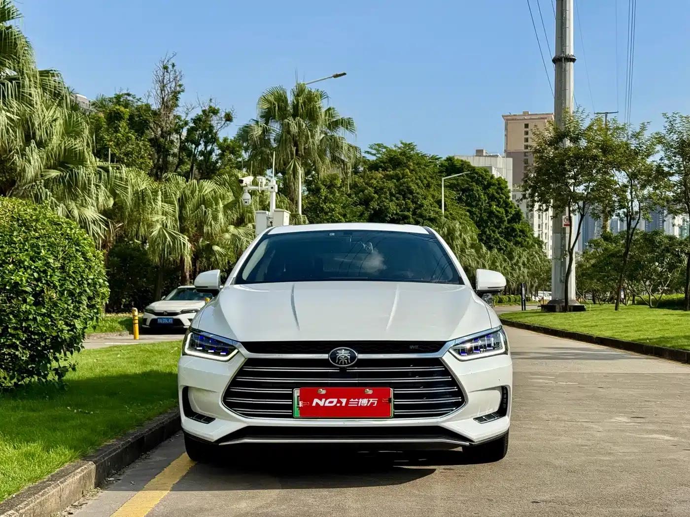 Qin Pro New Energy 2019 DM Super Edition 1.5TI Automatic Intelligent Connected Athletic Model (National VI Emission Standard) — миниатюра 3