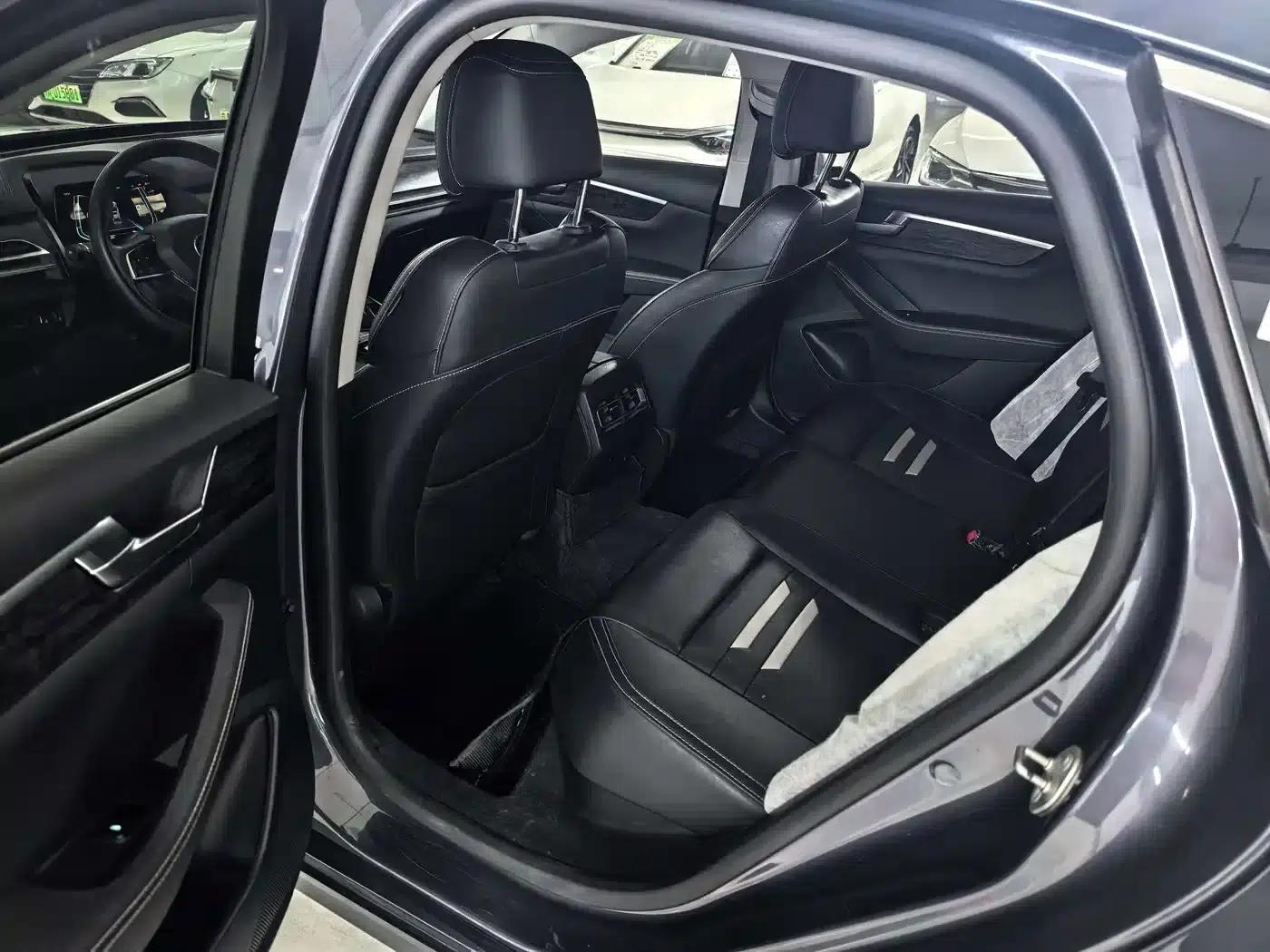 Qin Pro New Energy 2019 EV Super Edition: High Power, Long Range, Intelligent Connectivity Leading Model — миниатюра 6