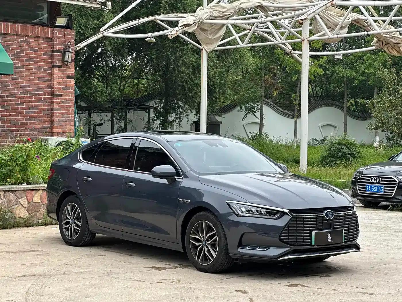 Qin Pro New Energy 2019 EV Super Edition High-Power Intelligent Connectivity Leading Model — миниатюра 3