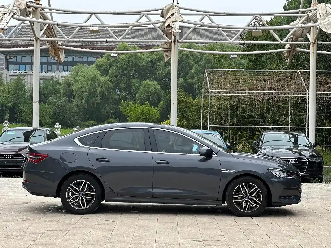 Qin Pro New Energy 2019 EV Super Edition High-Power Intelligent Connectivity Leading Model — миниатюра 28
