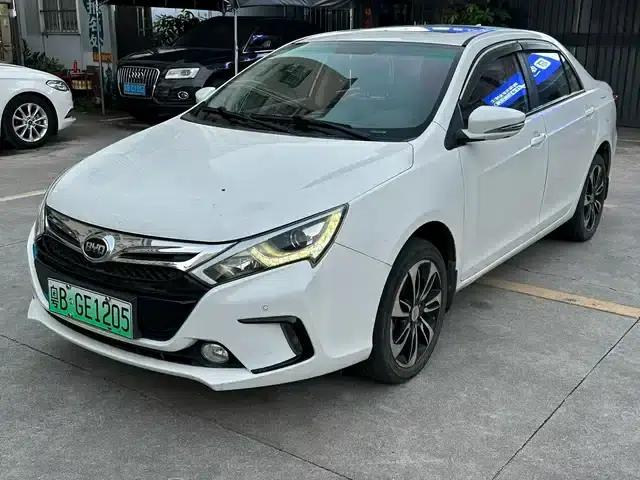 Qin New Energy 2015 1.5T Dual Crown Flagship Edition