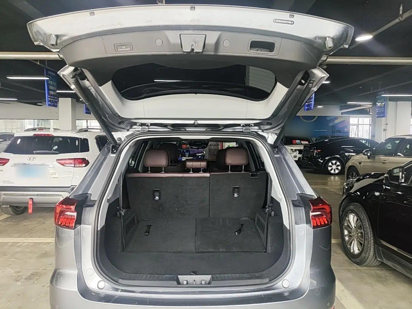 Chery Tiggo 8 PRO 2024 Champion Edition 290T Two-Wheel Drive Peak Version 7 Seats — миниатюра 22