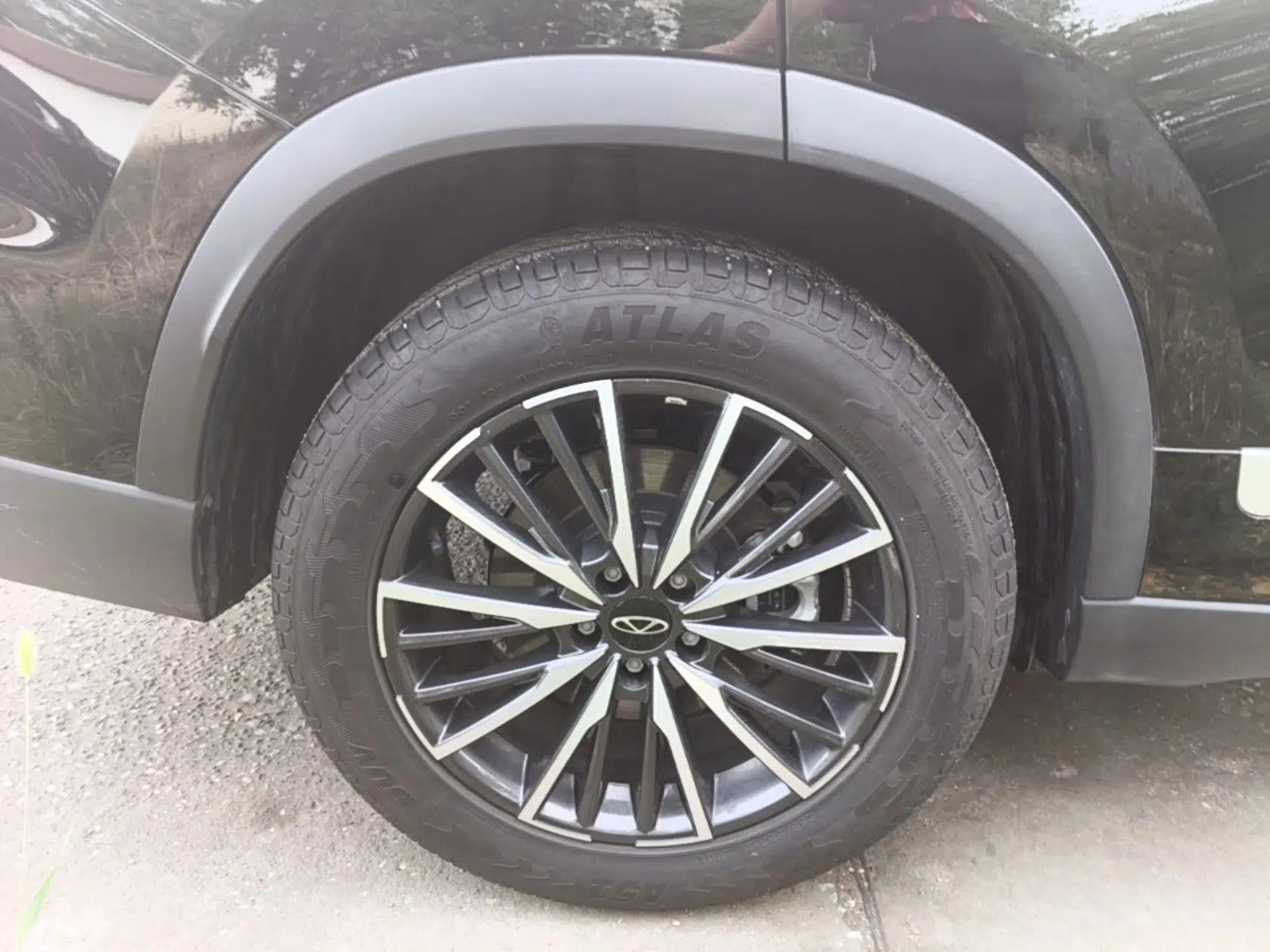 Chery Tiggo 8 PRO 2025 290T Two-Wheel-Drive Luxury Edition — миниатюра 11